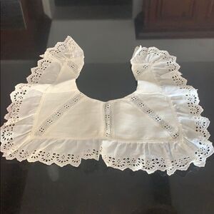 Vintage Eyelet Collar 